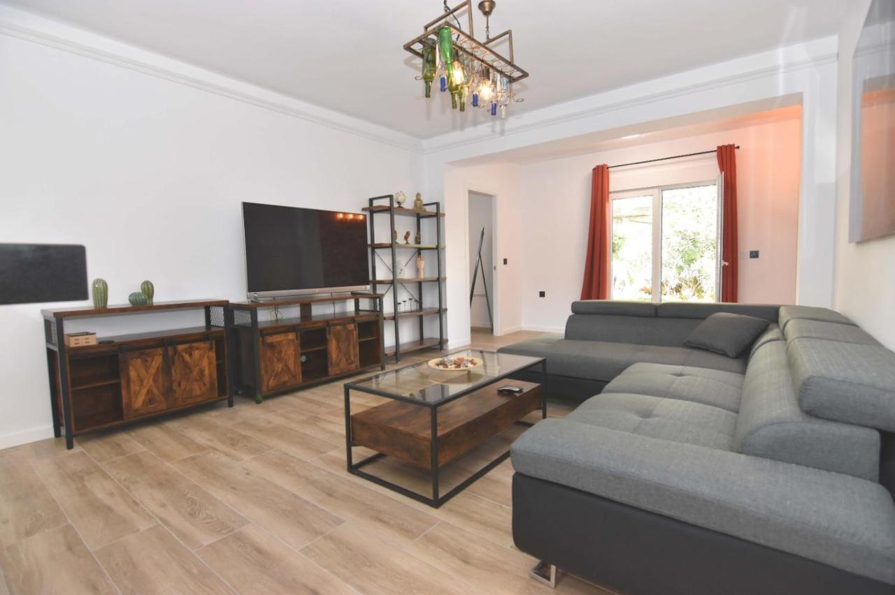 בנאלמדנה El Parque Suite מראה חיצוני תמונה
